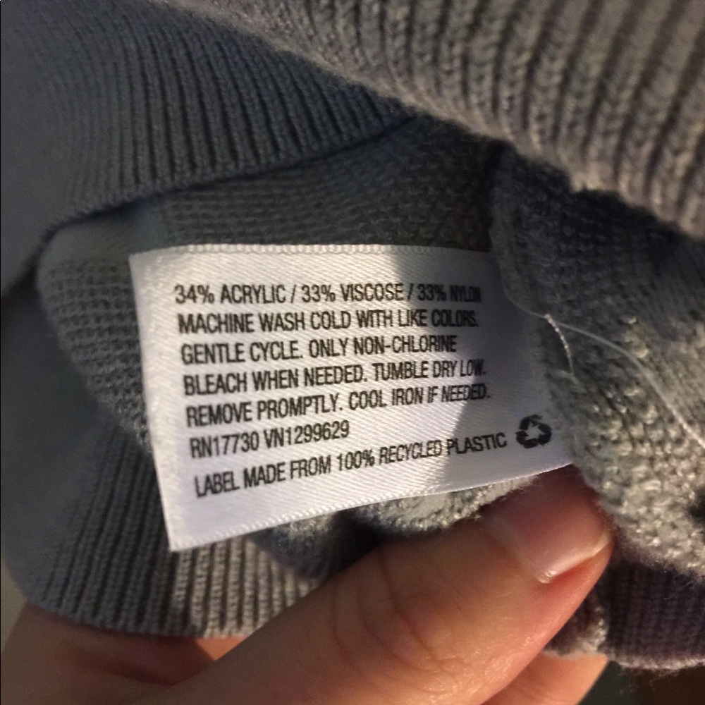 Grey Bunny Rabbit Sweatshirt - Picture 4 of 4